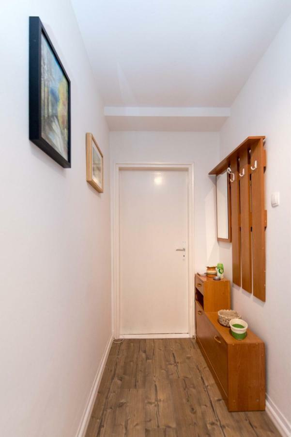 Apartman Lux ダルバル エクステリア 写真
